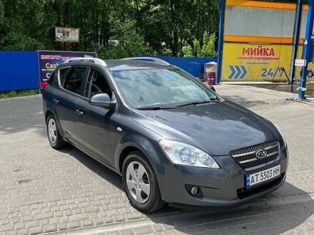 Серый Киа Сид, объемом двигателя 1.6 л и пробегом 280 тыс. км за 4900 $, фото 1 на Automoto.ua