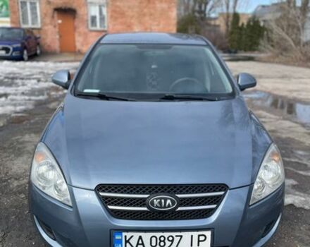 Серый Киа Сид, объемом двигателя 1.4 л и пробегом 320 тыс. км за 5200 $, фото 1 на Automoto.ua