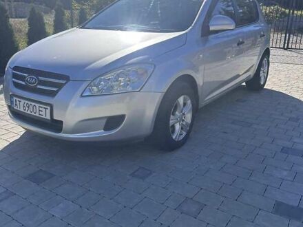 Сірий Кіа Сід, об'ємом двигуна 1.59 л та пробігом 204 тис. км за 5300 $, фото 1 на Automoto.ua