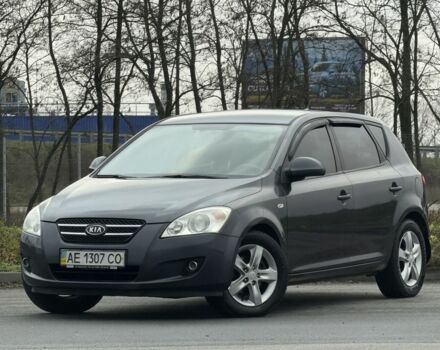 Серый Киа Сид, объемом двигателя 1.6 л и пробегом 218 тыс. км за 6750 $, фото 1 на Automoto.ua