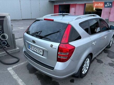 Серый Киа Сид, объемом двигателя 1.58 л и пробегом 270 тыс. км за 5500 $, фото 1 на Automoto.ua