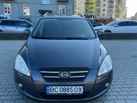 Серый Киа Сид, объемом двигателя 1.6 л и пробегом 228 тыс. км за 6000 $, фото 1 на Automoto.ua