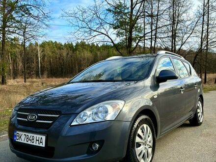 Кіа Сід 2008 у Києві на Automoto.ua Сірий Кіа Сід, об'ємом двигуна 16 л та пробігом 245 тис. км за 6300 $, фото 1 на Automoto.ua