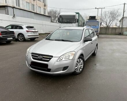 Серый Киа Сид, объемом двигателя 1.6 л и пробегом 333 тыс. км за 2700 $, фото 1 на Automoto.ua