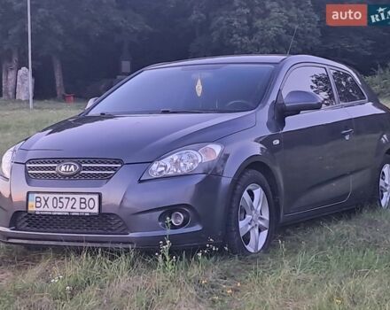 Сірий Кіа Сід, об'ємом двигуна 1.4 л та пробігом 260 тис. км за 3499 $, фото 1 на Automoto.ua