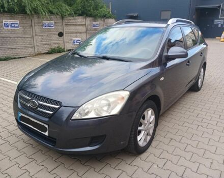 Серый Киа Сид, объемом двигателя 1.4 л и пробегом 248 тыс. км за 4199 $, фото 1 на Automoto.ua