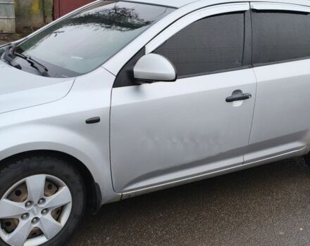 Серый Киа Сид, объемом двигателя 1.6 л и пробегом 208 тыс. км за 4800 $, фото 1 на Automoto.ua