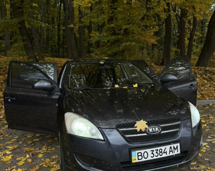 Серый Киа Сид, объемом двигателя 1.4 л и пробегом 800 тыс. км за 5499 $, фото 1 на Automoto.ua