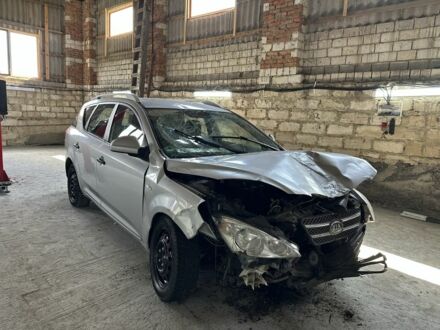 Киа Сид 2008 в Тульчине на Automoto.ua Серый Киа Сид, объемом двигателя 1.6 л и пробегом 281 тыс. км за 1900 $, фото 1 на Automoto.ua