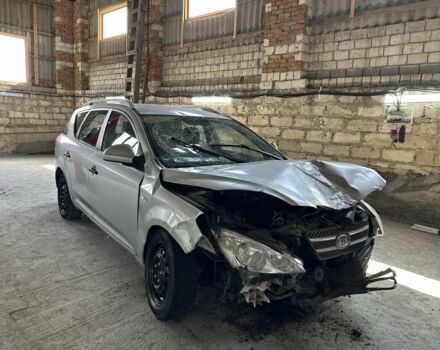 Сірий Кіа Сід, об'ємом двигуна 1.6 л та пробігом 281 тис. км за 1900 $, фото 1 на Automoto.ua