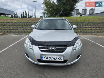 Кіа Сід 2008 у Києві на Automoto.ua Сірий Кіа Сід, об'ємом двигуна 1.59 л та пробігом 135 тис. км за 6800 $, фото 1 на Automoto.ua