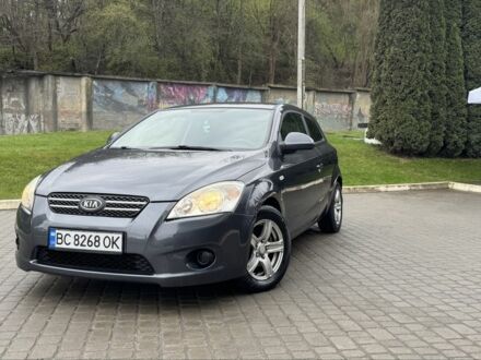 Серый Киа Сид, объемом двигателя 1.4 л и пробегом 223 тыс. км за 4300 $, фото 1 на Automoto.ua