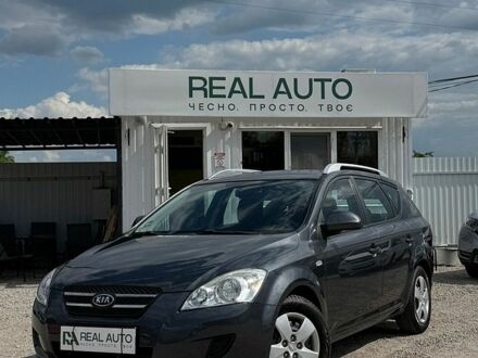 Серый Киа Сид, объемом двигателя 1.4 л и пробегом 202 тыс. км за 5998 $, фото 1 на Automoto.ua