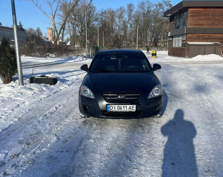 Серый Киа Сид, объемом двигателя 1.4 л и пробегом 180 тыс. км за 4750 $, фото 1 на Automoto.ua