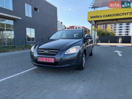 Серый Киа Сид, объемом двигателя 1.6 л и пробегом 218 тыс. км за 6250 $, фото 1 на Automoto.ua