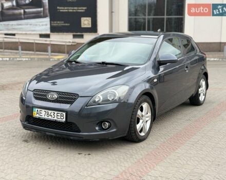 Сірий Кіа Сід, об'ємом двигуна 1.6 л та пробігом 211 тис. км за 4900 $, фото 1 на Automoto.ua