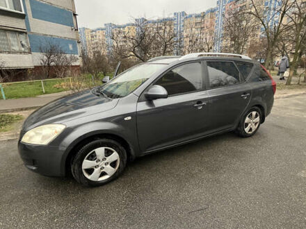 Серый Киа Сид, объемом двигателя 1.59 л и пробегом 249 тыс. км за 5100 $, фото 1 на Automoto.ua