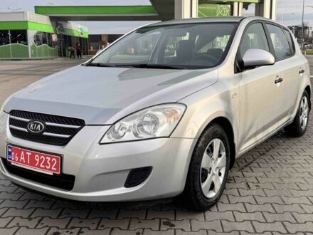 Серый Киа Сид, объемом двигателя 1.6 л и пробегом 216 тыс. км за 5900 $, фото 1 на Automoto.ua