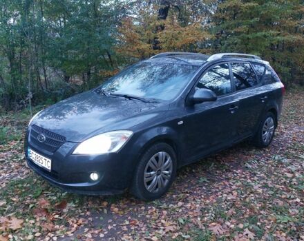 Серый Киа Сид, объемом двигателя 1.6 л и пробегом 345 тыс. км за 5500 $, фото 1 на Automoto.ua