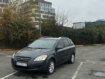 Серый Киа Сид, объемом двигателя 1.4 л и пробегом 258 тыс. км за 4599 $, фото 1 на Automoto.ua