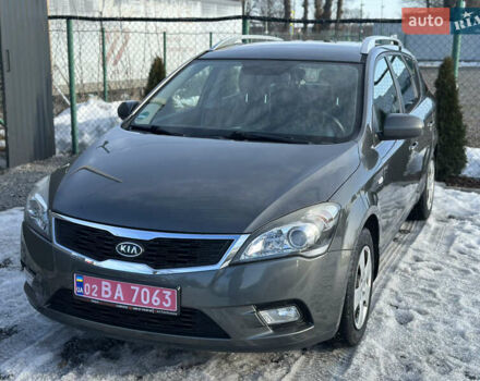 Серый Киа Сид, объемом двигателя 1.4 л и пробегом 118 тыс. км за 6300 $, фото 1 на Automoto.ua