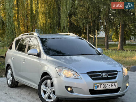 Серый Киа Сид, объемом двигателя 1.6 л и пробегом 263 тыс. км за 5999 $, фото 1 на Automoto.ua