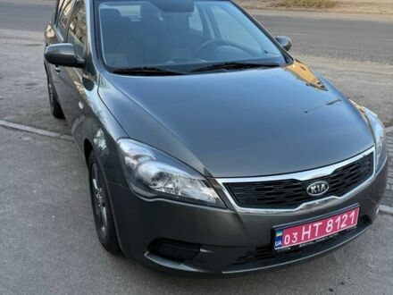 Сірий Кіа Сід, об'ємом двигуна 1.4 л та пробігом 212 тис. км за 7100 $, фото 1 на Automoto.ua