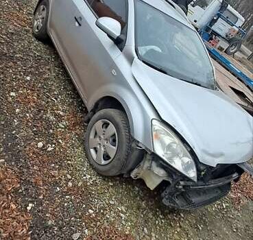 Сірий Кіа Сід, об'ємом двигуна 1.4 л та пробігом 220 тис. км за 1600 $, фото 1 на Automoto.ua