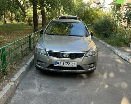 Серый Киа Сид, объемом двигателя 1.58 л и пробегом 336 тыс. км за 5250 $, фото 1 на Automoto.ua