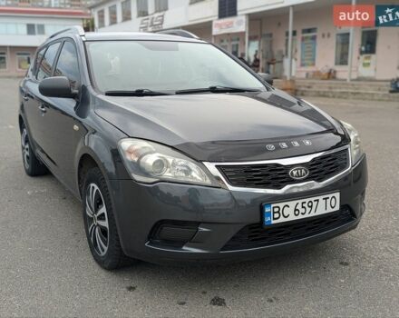Сірий Кіа Сід, об'ємом двигуна 1.4 л та пробігом 288 тис. км за 5700 $, фото 1 на Automoto.ua