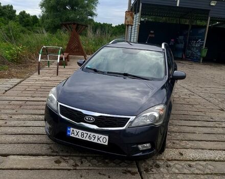 Серый Киа Сид, объемом двигателя 1.6 л и пробегом 261 тыс. км за 6700 $, фото 1 на Automoto.ua