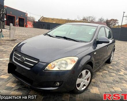 Сірий Кіа Сід, об'ємом двигуна 1.6 л та пробігом 132 тис. км за 2700 $, фото 1 на Automoto.ua