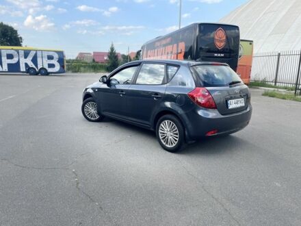 Кіа Сід 2009 у Києві на Automoto.ua Сірий Кіа Сід, об'ємом двигуна 1.6 л та пробігом 340 тис. км за 4600 $, фото 1 на Automoto.ua