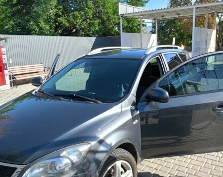 Серый Киа Сид, объемом двигателя 1.4 л и пробегом 270 тыс. км за 6200 $, фото 1 на Automoto.ua