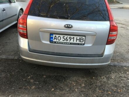 Кіа Сід 2009 у Ужгороді на Automoto.ua Сірий Кіа Сід, об'ємом двигуна 1.4 л та пробігом 223 тис. км за 4500 $, фото 1 на Automoto.ua