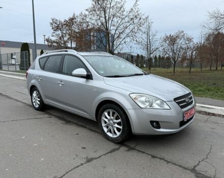 Серый Киа Сид, объемом двигателя 1.4 л и пробегом 143 тыс. км за 6500 $, фото 1 на Automoto.ua