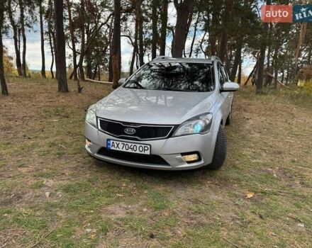 Серый Киа Сид, объемом двигателя 1.6 л и пробегом 313 тыс. км за 6500 $, фото 1 на Automoto.ua