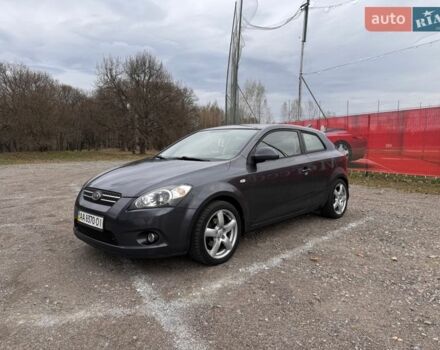 Серый Киа Сид, объемом двигателя 1.59 л и пробегом 245 тыс. км за 7200 $, фото 1 на Automoto.ua