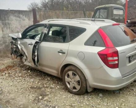Серый Киа Сид, объемом двигателя 1.4 л и пробегом 245 тыс. км за 1999 $, фото 1 на Automoto.ua