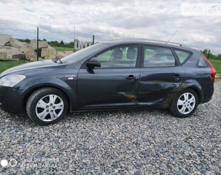 Сірий Кіа Сід, об'ємом двигуна 1.4 л та пробігом 205 тис. км за 5500 $, фото 1 на Automoto.ua