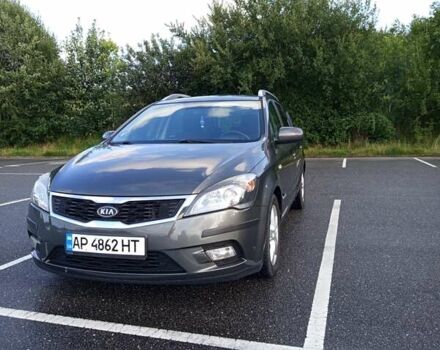 Серый Киа Сид, объемом двигателя 1.6 л и пробегом 232 тыс. км за 5274 $, фото 1 на Automoto.ua