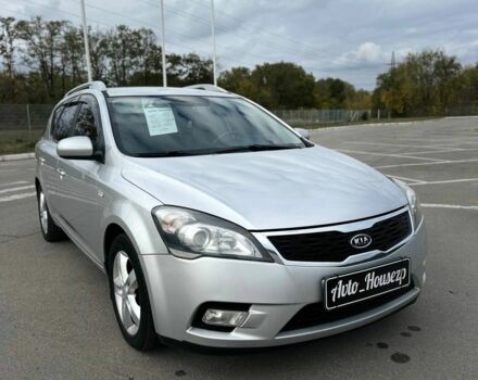 Серый Киа Сид, объемом двигателя 0 л и пробегом 286 тыс. км за 6400 $, фото 1 на Automoto.ua