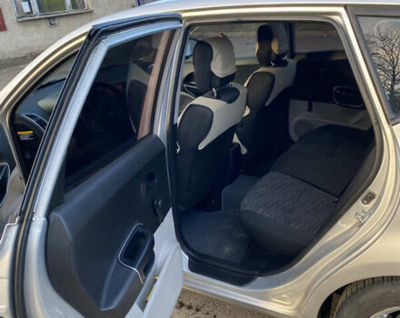 Серый Киа Сид, объемом двигателя 1.4 л и пробегом 210 тыс. км за 5000 $, фото 1 на Automoto.ua