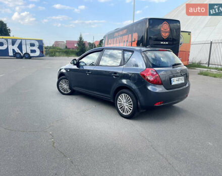 Серый Киа Сид, объемом двигателя 1.59 л и пробегом 340 тыс. км за 4900 $, фото 1 на Automoto.ua