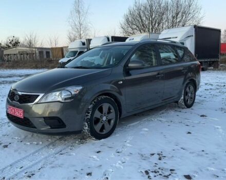 Серый Киа Сид, объемом двигателя 1.4 л и пробегом 212 тыс. км за 6999 $, фото 1 на Automoto.ua