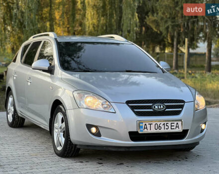 Серый Киа Сид, объемом двигателя 1.6 л и пробегом 263 тыс. км за 5999 $, фото 1 на Automoto.ua