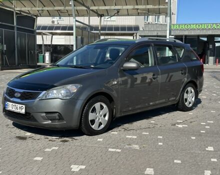 Сірий Кіа Сід, об'ємом двигуна 1.4 л та пробігом 205 тис. км за 5800 $, фото 1 на Automoto.ua