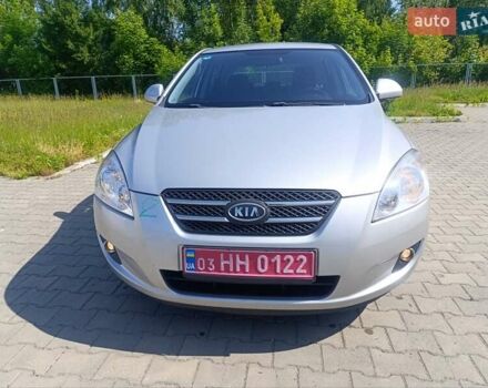 Серый Киа Сид, объемом двигателя 1.6 л и пробегом 257 тыс. км за 5750 $, фото 1 на Automoto.ua