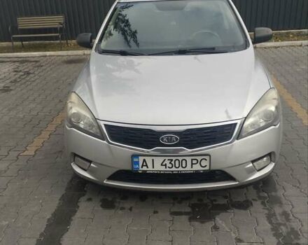 Серый Киа Сид, объемом двигателя 1.4 л и пробегом 195 тыс. км за 4700 $, фото 1 на Automoto.ua