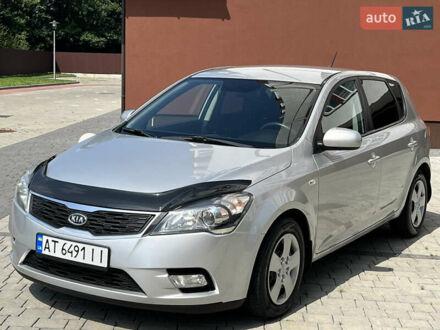 Серый Киа Сид, объемом двигателя 1.6 л и пробегом 292 тыс. км за 6400 $, фото 1 на Automoto.ua